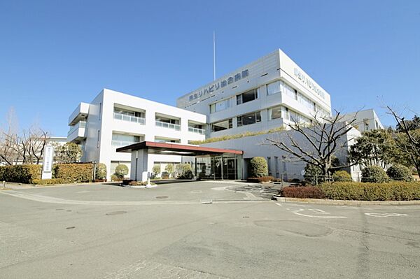 病院 300m 麻生総合病院