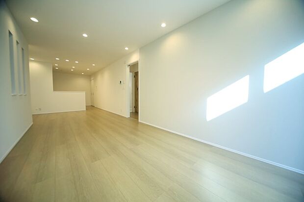 ぽかぽか。床暖房の有るリビングで、ご家族団欒のひとときを♪