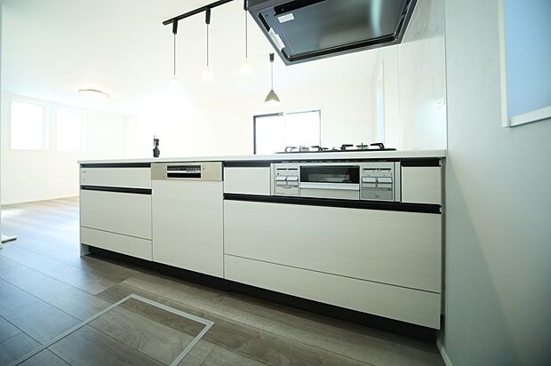 食器洗い機付きのシステムキッチンで、家事がはかどります♪