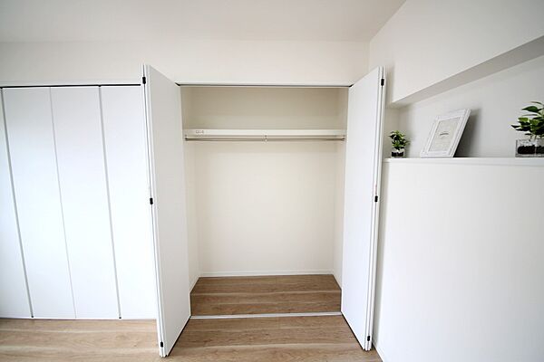 収納が充実しているので、お部屋がスッキリ片付きそうですね♪