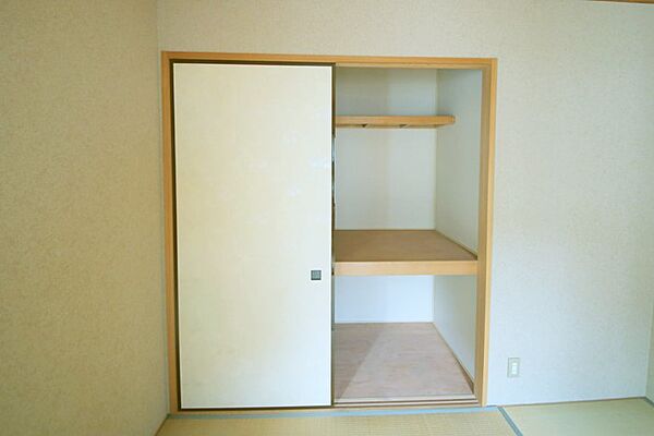 全室収納付きですので、お部屋がスッキリ片付きそうですね♪