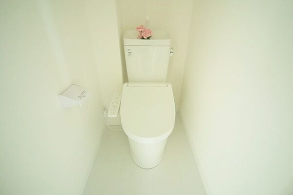 温水洗浄機能付きトイレで、いつも快適にお使いいただけます♪