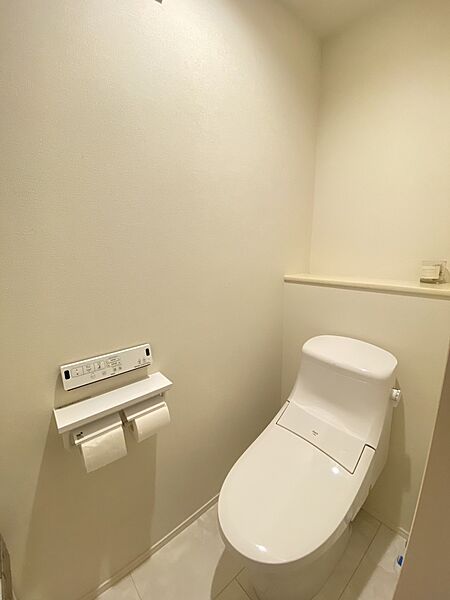 温水洗浄機能付きのトイレで、いつも快適に♪