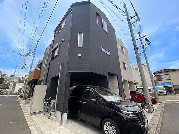 3駅へバス便が利用可能な、便利な立地となっております♪