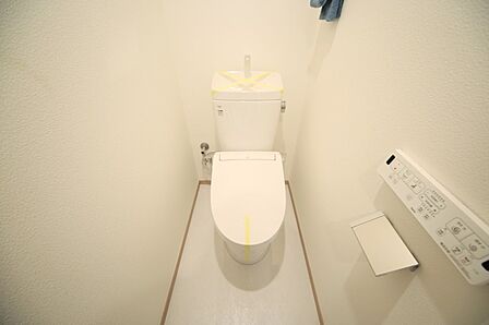 温水洗浄機能付きのトイレで、いつも快適に♪