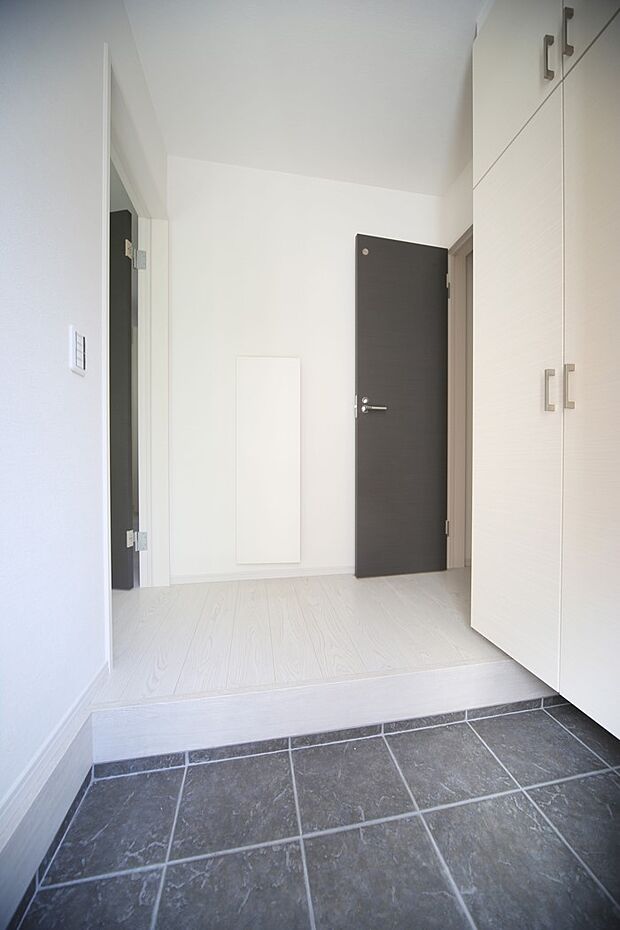 内覧のご予約・お問い合わせ、お待ちしております♪