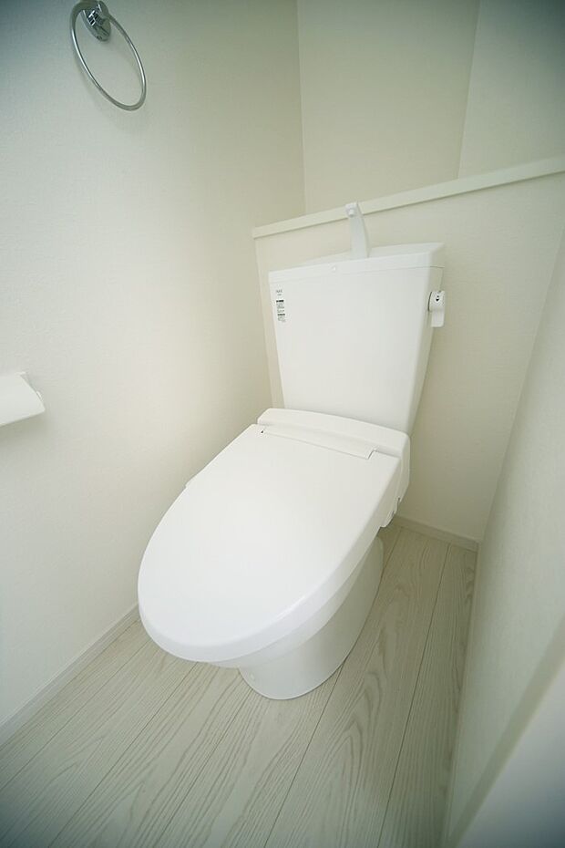 温水洗浄機能付きのトイレで、いつも快適に♪