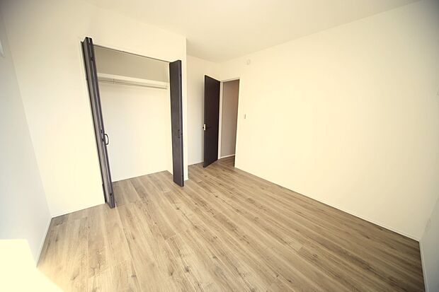 洋室6.2帖です! 全居室フローリングとなっております♪