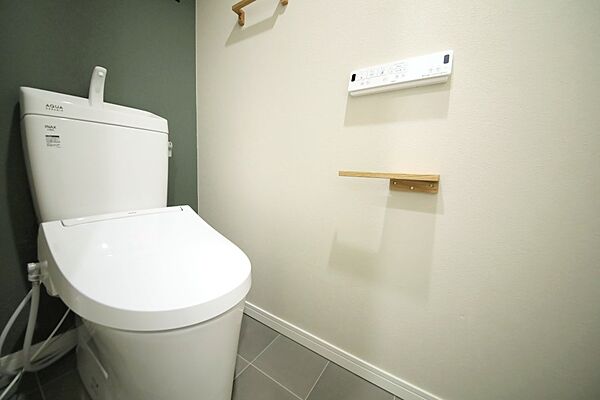 温水洗浄機能付きトイレで、いつも快適にお使いいただけます♪