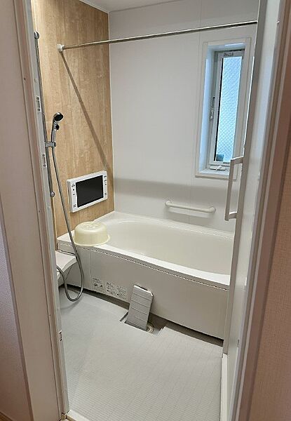 液晶テレビ付き！　追い焚き機能の有るオートバスで、寛ぎの時間をお過ごしください♪