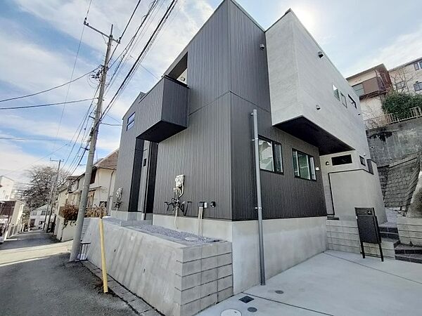 「町田市本町田2号棟」新築分譲住宅2階建て！　全2棟現場です♪