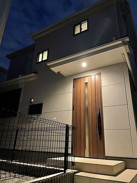 周辺は第1種低層住居専用地域で、閑静な住環境です♪