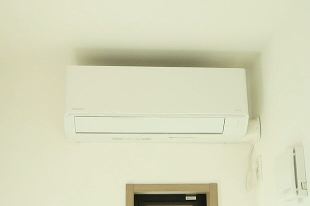 タタミコーナーには、エアコンが設置されております。