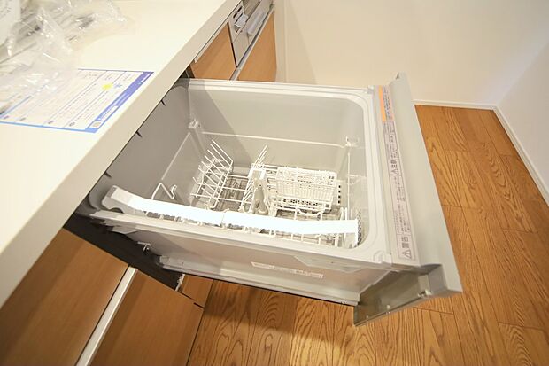 食器洗い乾燥機付きで、洗い物の時間をご家族のお時間に。