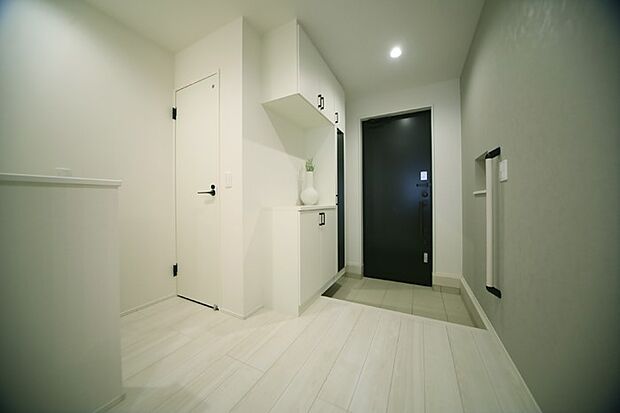 内覧のご予約・お問い合わせ、お待ちしております♪