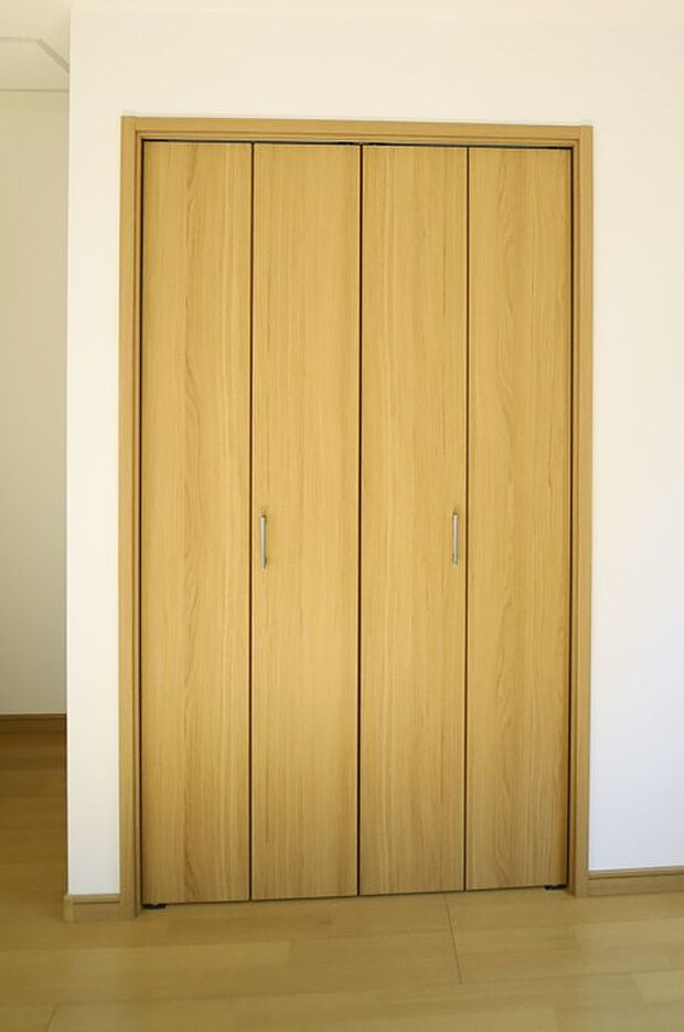 全室収納付きですので、お部屋がスッキリ片付きそうですね♪