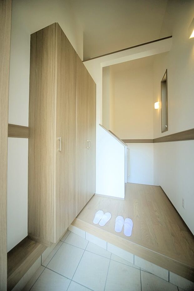 内覧のご予約・お問い合わせ、お待ちしております♪