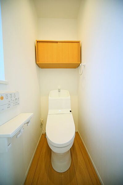 温水洗浄機能付きトイレで、いつも快適にお使いいただけます♪