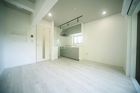 新規リフォーム済みで、気持ち良くご入居頂けます♪