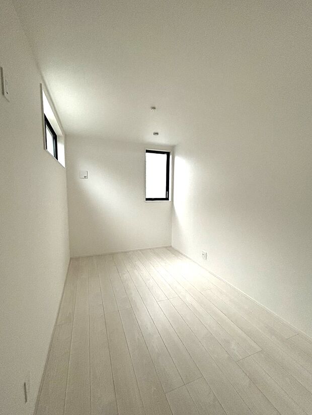 洋室5.6帖は、お子様部屋にいかがでしょうか♪