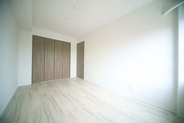 洋室5帖は、お子様部屋にいかがでしょうか♪