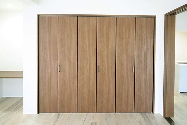 収納が充実しているので、お部屋がスッキリ片付きそうですね♪