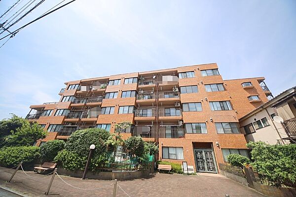 周辺は平坦地で、生活便利な住環境となっております♪