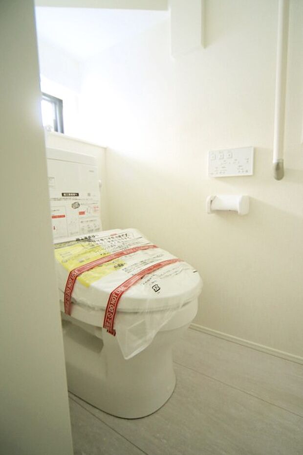温水洗浄機能付きのトイレで、いつも快適に♪