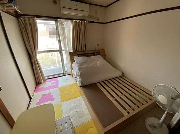 バルコニーに出られる和室4．5帖は、お子様部屋にいかがでしょうか♪