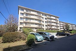 寺尾台団地18号棟