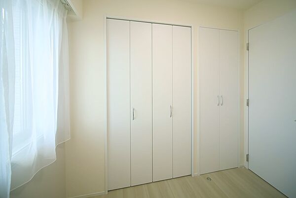 全室収納付きですので、お部屋がスッキリ片付きそうですね♪