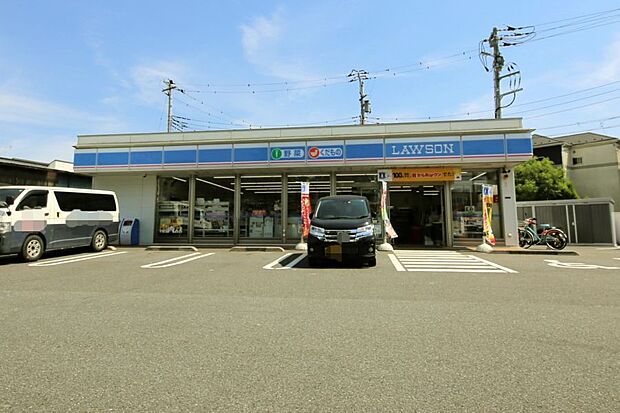 コンビニ 550m ローソン菅生5丁目店