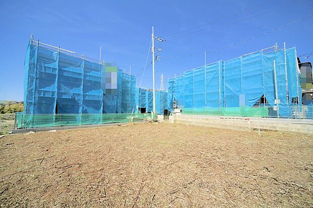 溝の口駅行きバス停、「緑地」まで徒歩6分の立地です!