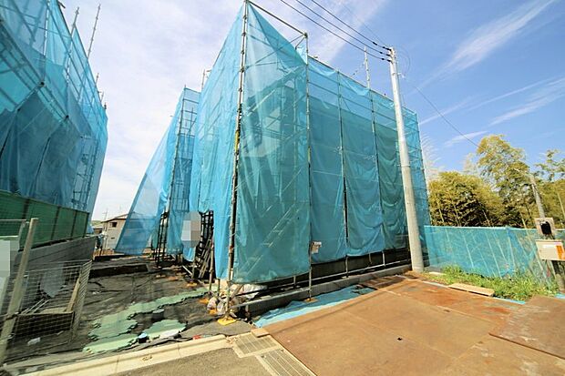 周辺は第1種低層住居専用地域で、閑静な住環境となっております♪