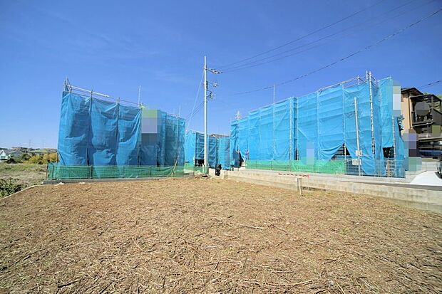溝の口駅行きバス停、「緑地」まで徒歩6分の立地です!