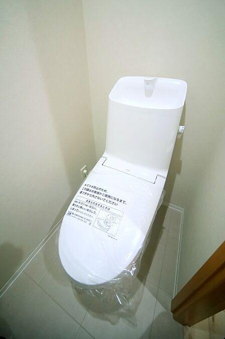 温水洗浄機能付きトイレで、いつも快適にお使いいただけます♪