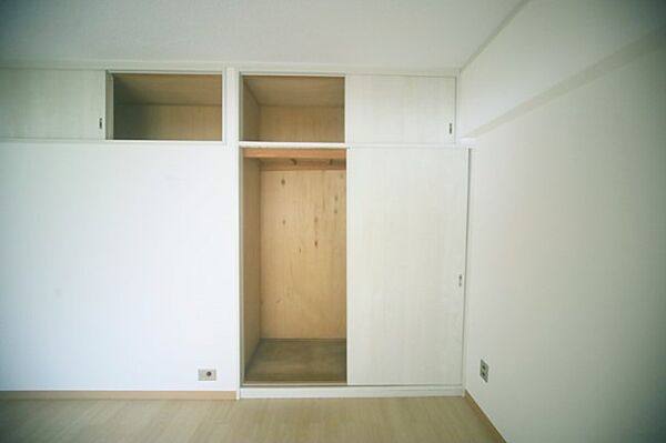 全室収納付きですので、お部屋がスッキリ片付きそうですね♪