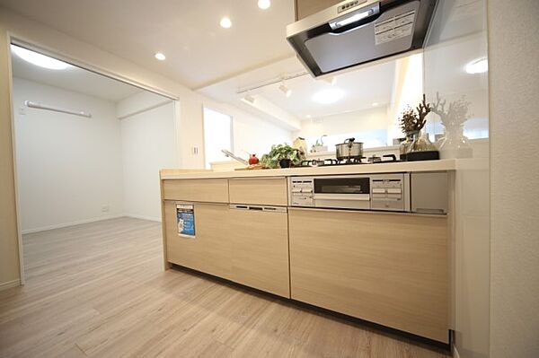 カウンターキッチンで、お料理を作りながら会話が楽しめます♪