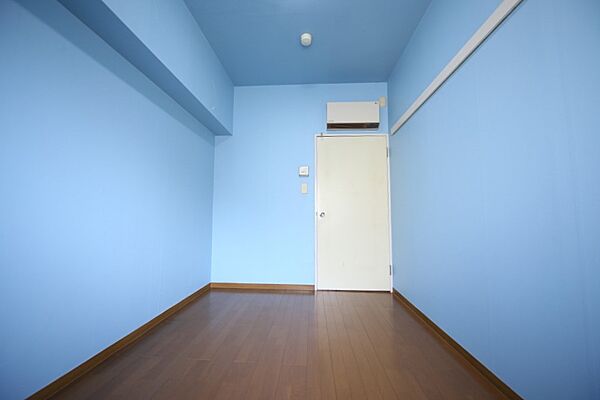 洋室4．7帖は、お子様部屋にいかがでしょうか♪