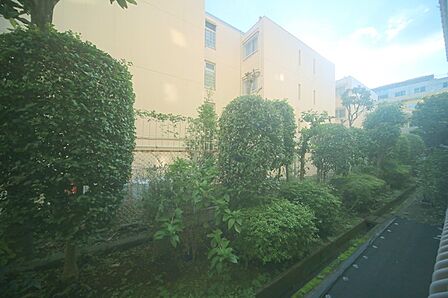 1階部分ですが、外からの人目なども気になることなくお過ごしいただけます♪