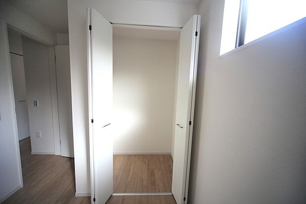全室収納付きですので、お部屋がスッキリ片付きそうですね♪