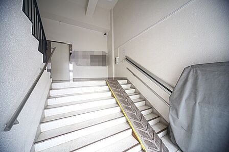 いつも綺麗に保たれております。管理が行き届いたエントランスです♪