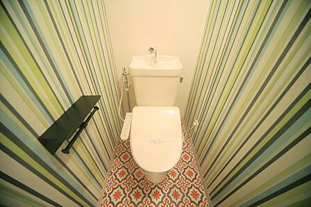 温水洗浄機能付きトイレで、いつも快適にお使いいただけます♪