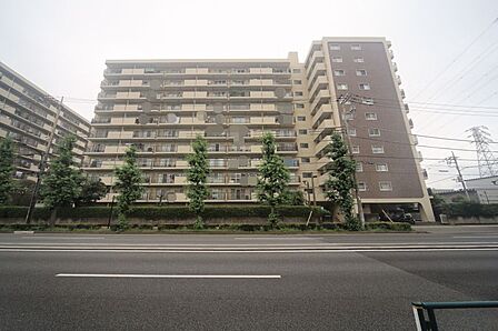 ＪＲ南武線「稲城長沼」駅まで、徒歩9分です♪