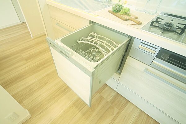 食器洗い乾燥機付きで、洗い物の時間をご家族のお時間に。