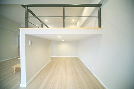 お部屋は1LDKとなっております! お子さま部屋としても利用できます♪
