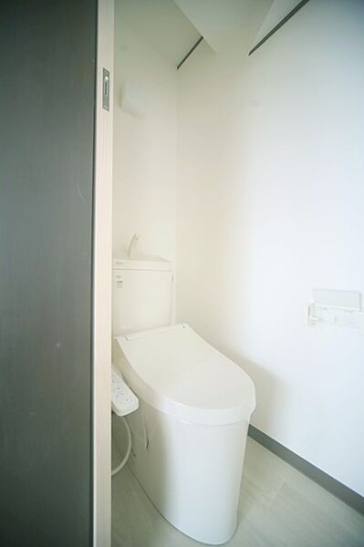 温水洗浄機能付きのトイレで、いつも快適に♪