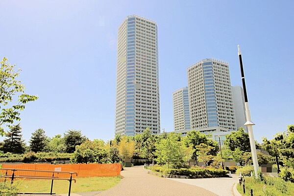 東急コミュニティーへの、委託管理となっております♪
