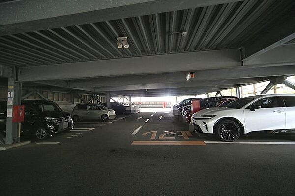駐車場を拡大表示