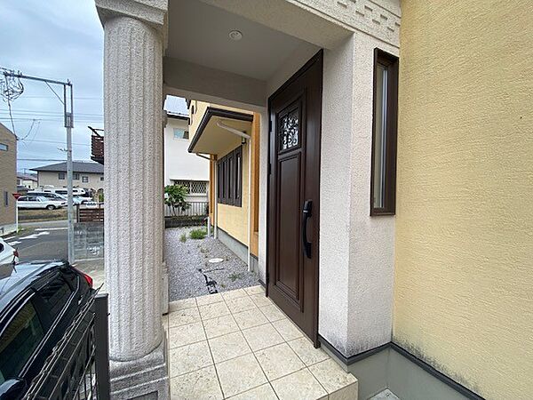 オール電化です！　バス停徒歩3分の立地です♪